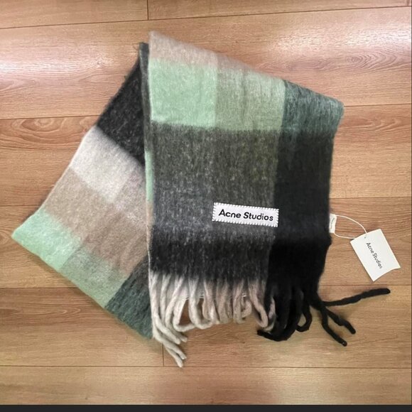 NWT Acne Studios Scarf - Picture 1 of 4